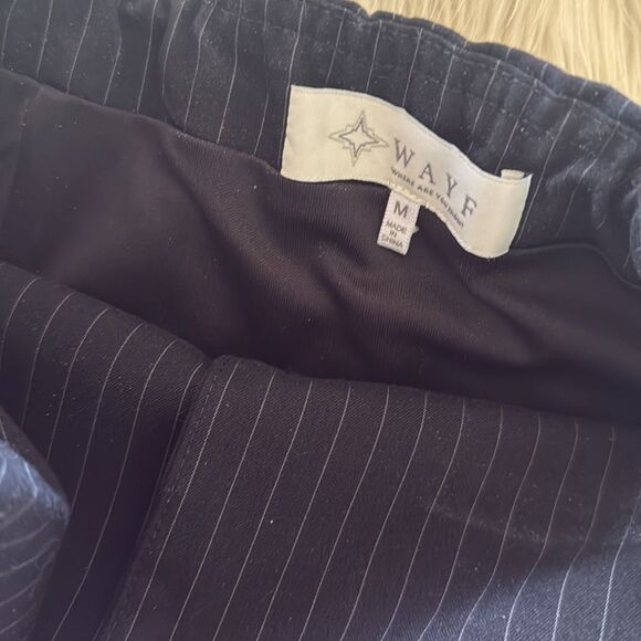 Pin striped blazer strapless top - Picture 4 of 5